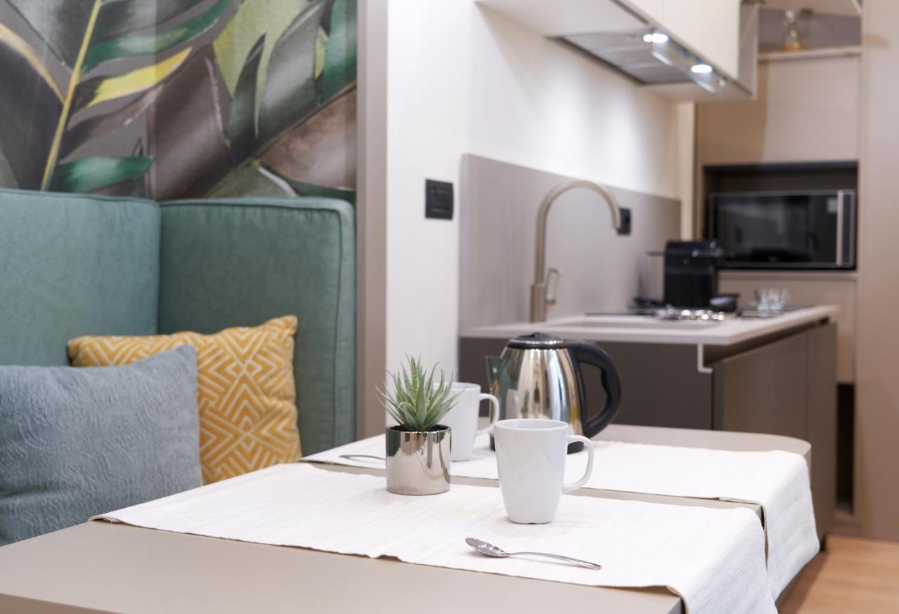 The One Napoli Luxury Apartment Exterior foto